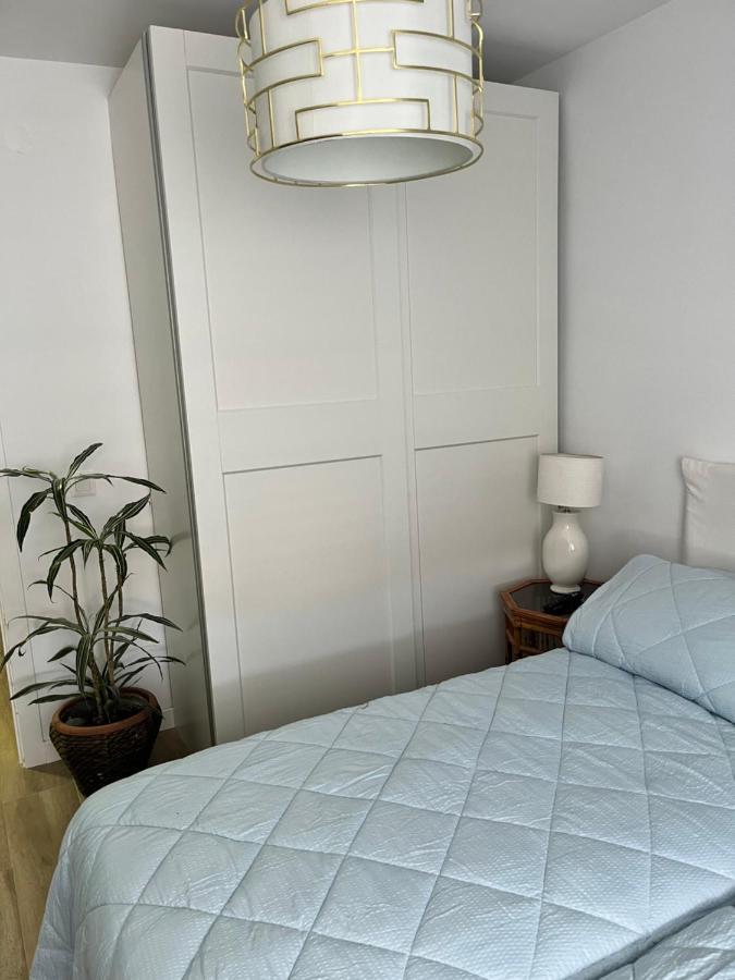 Anne'S Corner Apartment La Cala Del Moral ภายนอก รูปภาพ